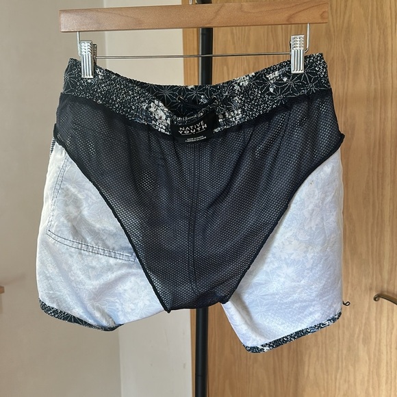 Native Youth Swim Trunks Men’s Swim Shorts Size 30 Medium C13 - Picture 10 of 15